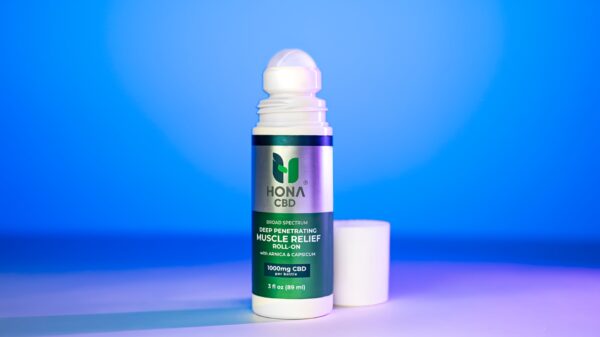 Hona CBD's Deep Penetrating Muscle Relief Roll-On